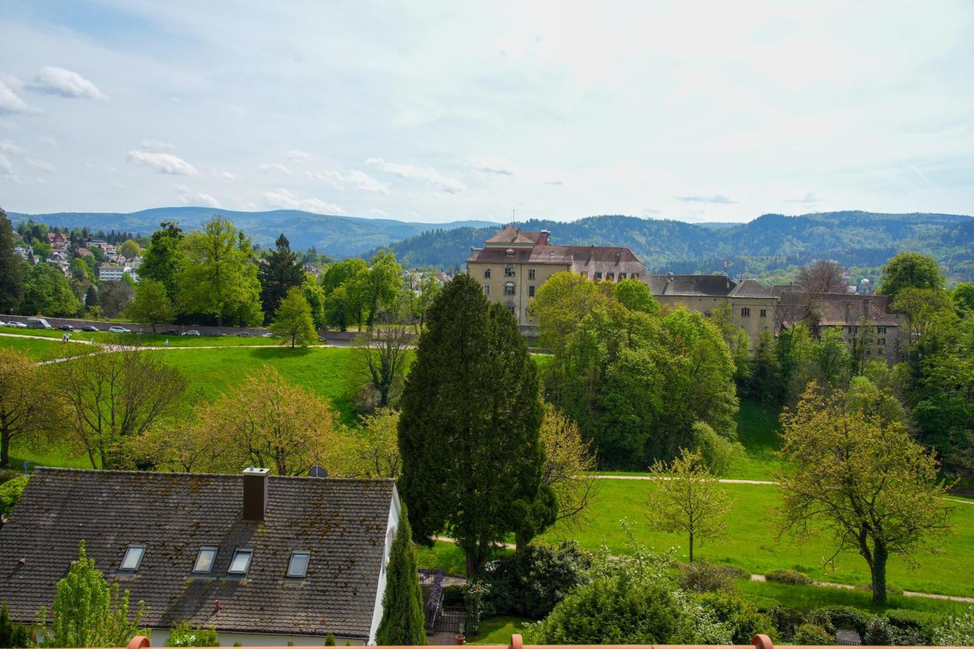 Stadtblick Vom Herrengut Baden-Baden Bagian luar foto