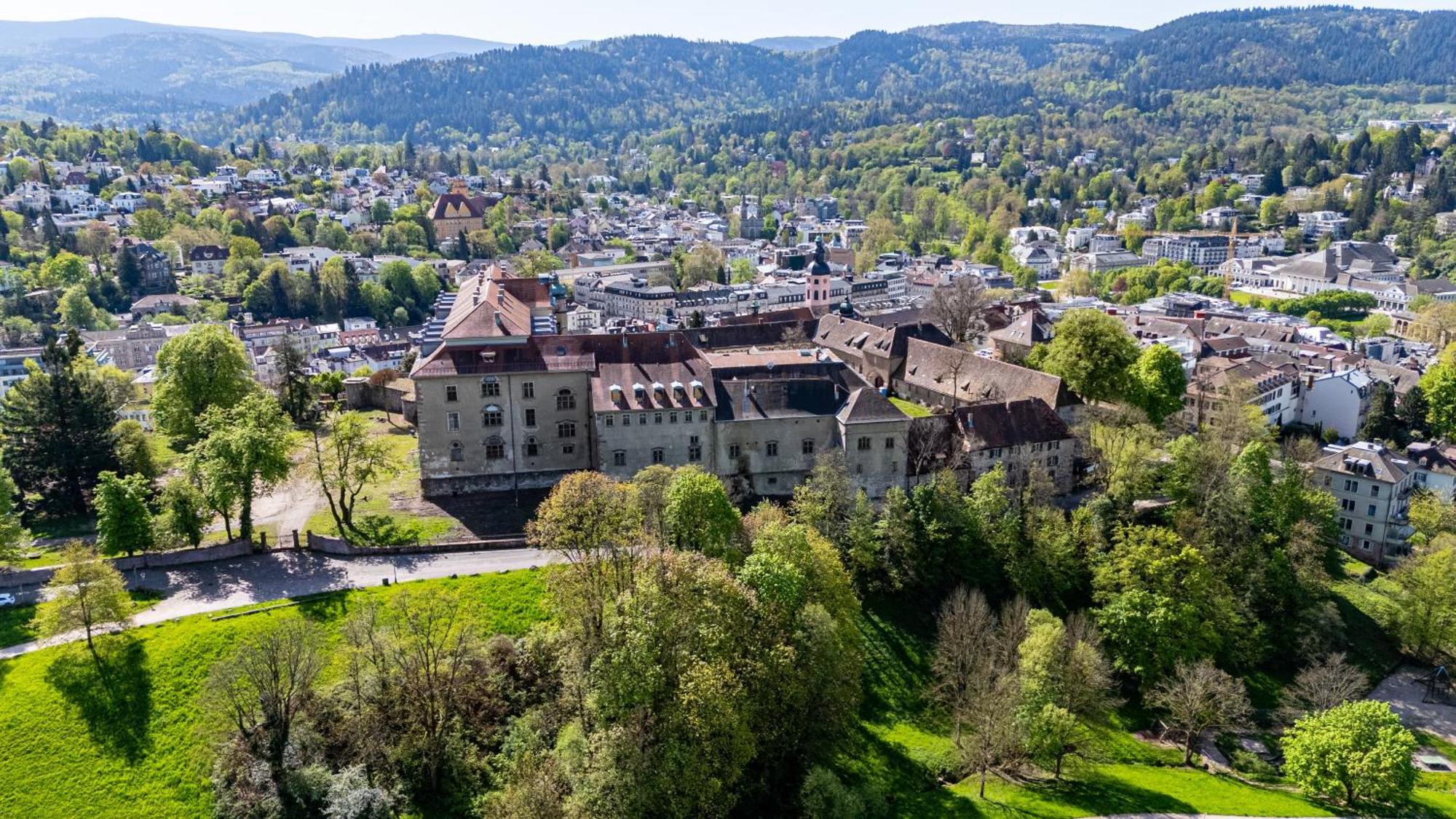 Stadtblick Vom Herrengut Baden-Baden Bagian luar foto